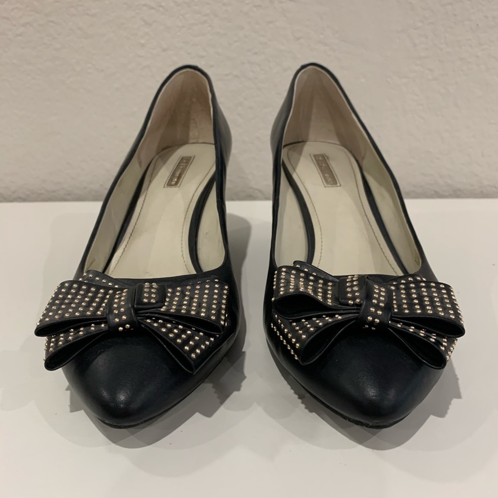 BCBG black wedge heel with gorgeous gold bow!